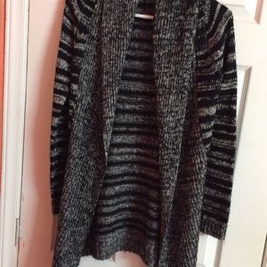 It’s a beautiful and comfortable sweater!!😍